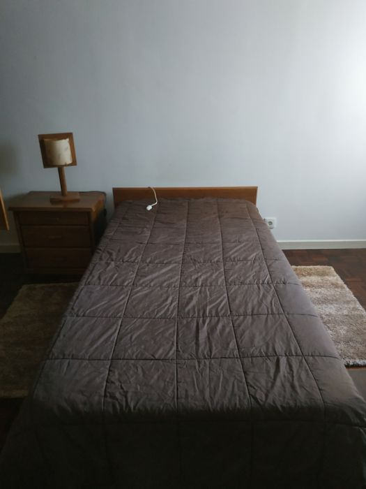 Arrendamento de quarto de solteiro