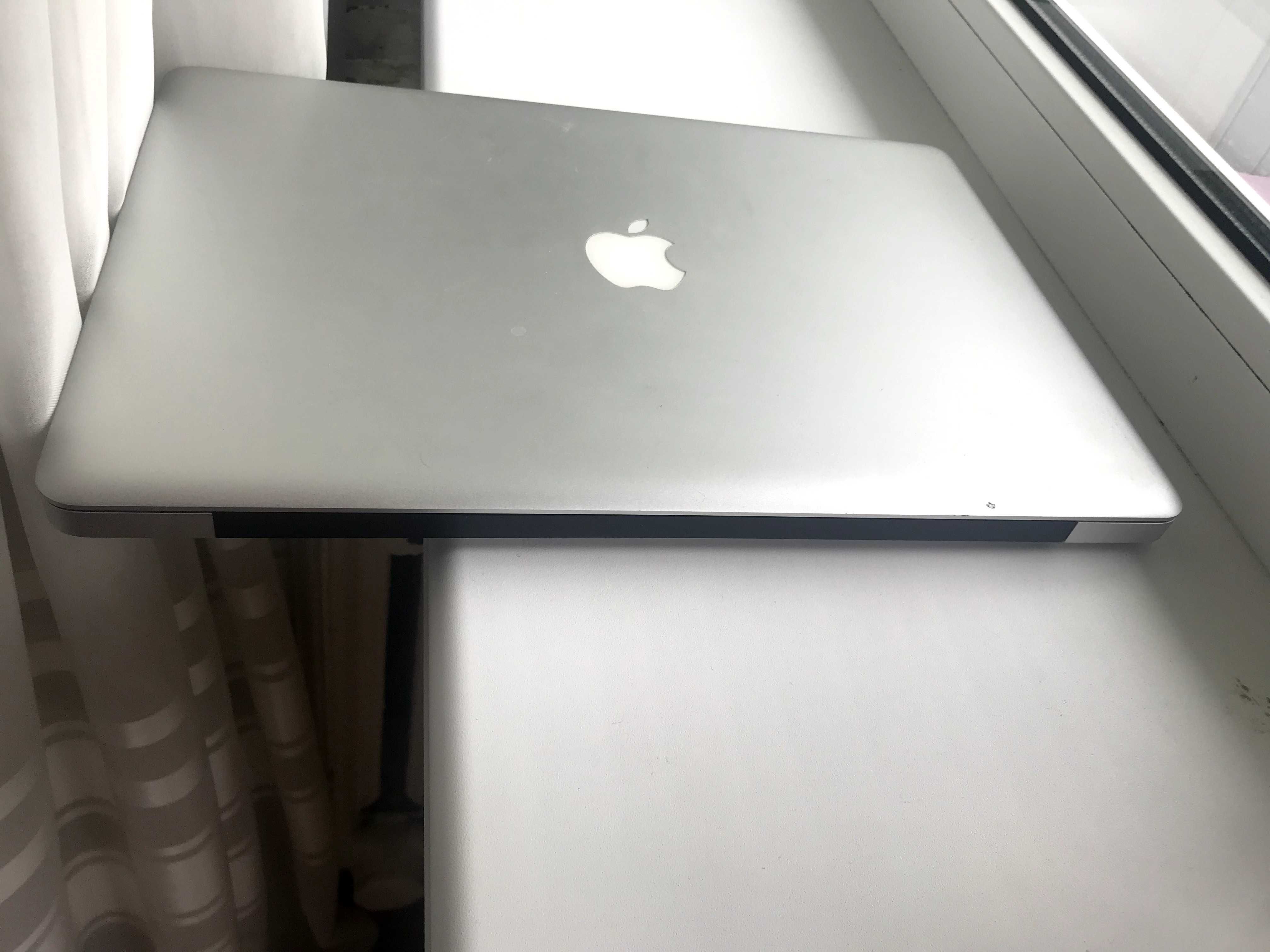 MacBook Pro 15" A1286 2010 року