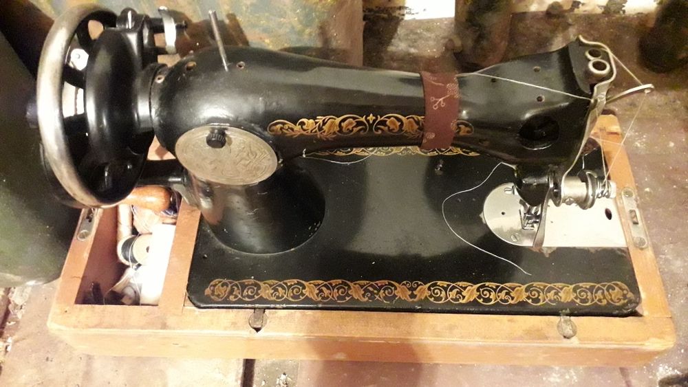 Швейная машинка ПМЗ им. Калинина, в хорошем состоянии
