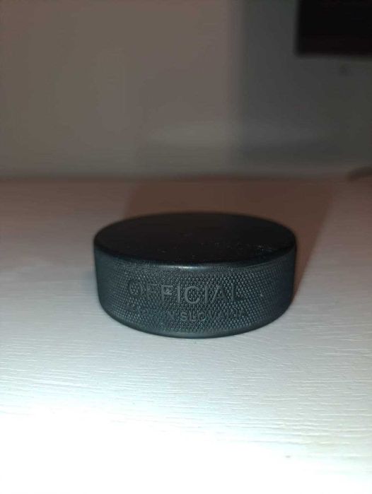 Krążek oficjalny do gry w hokeja na lodzie. Słowacja