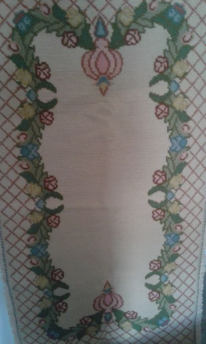 Tapete artesanal novo