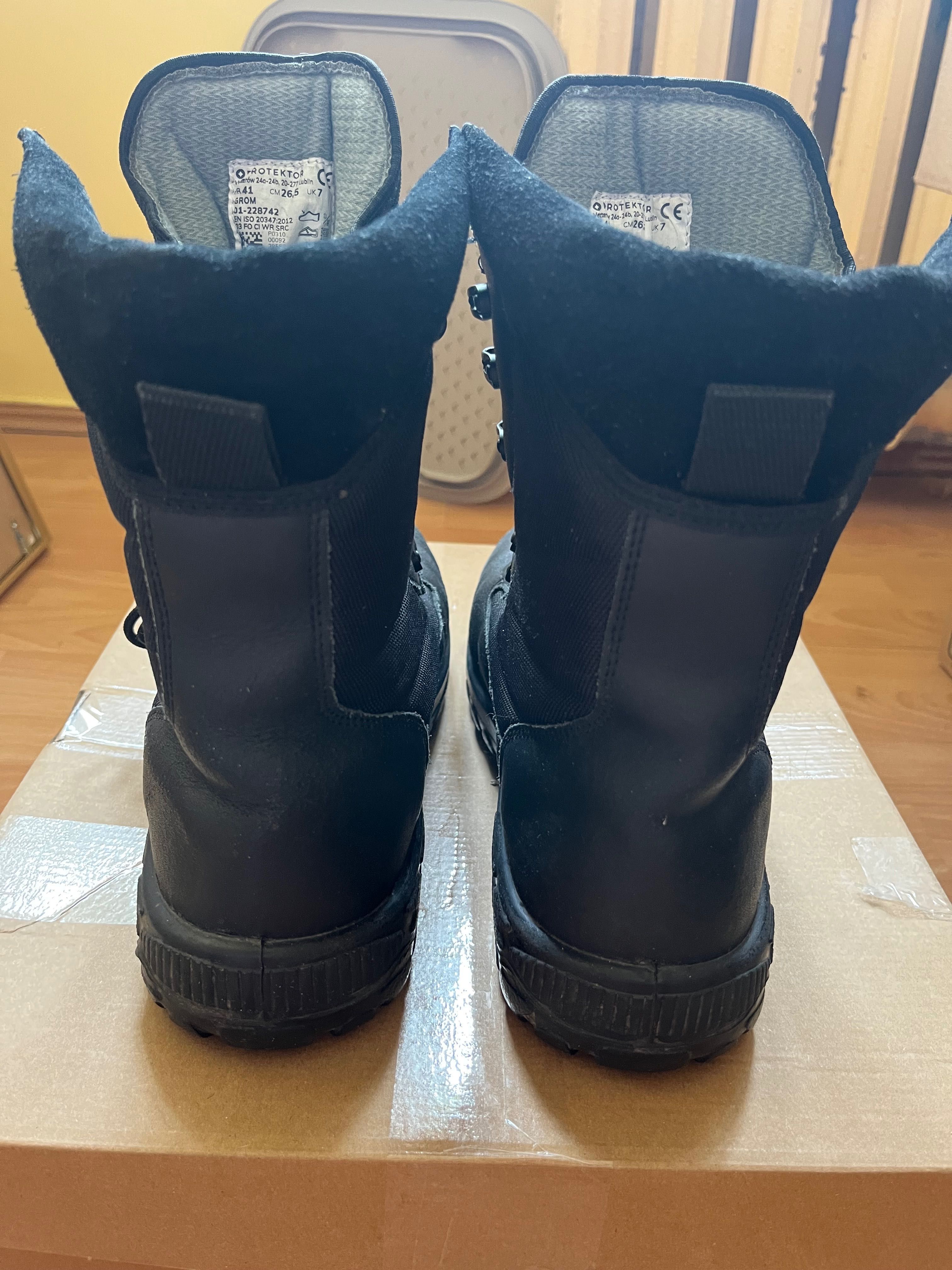 Sprzedam buty Grom marki Protektor rozmiar 41