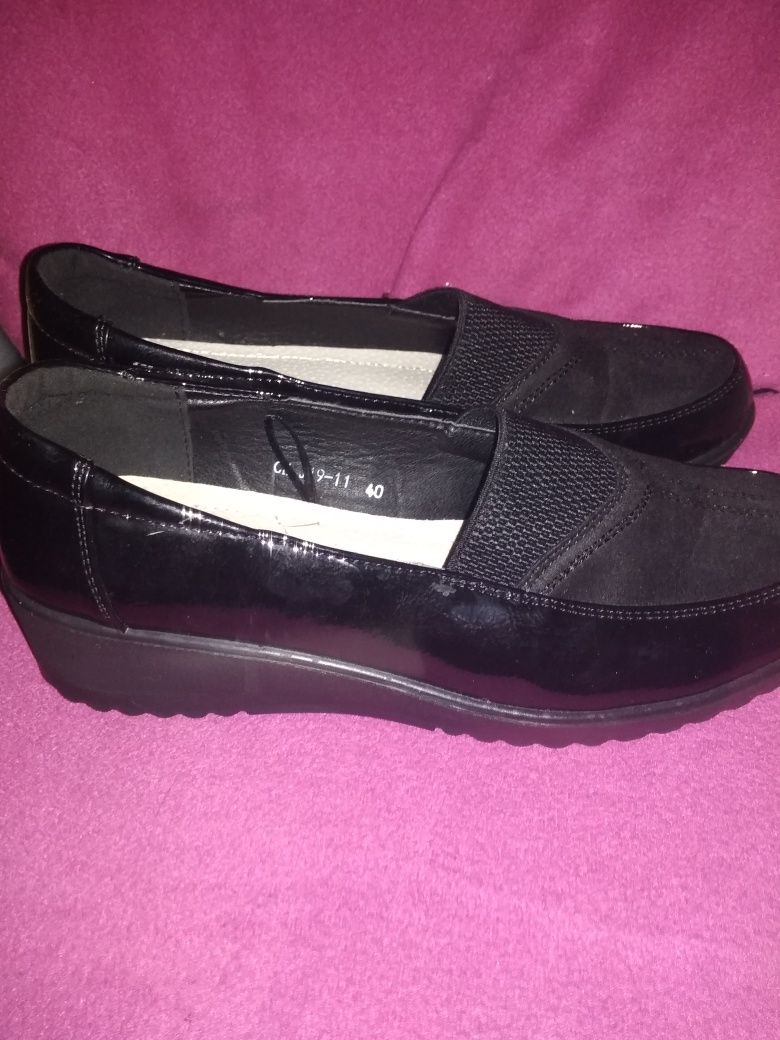 Nowe mokasyny rozmiar 40
