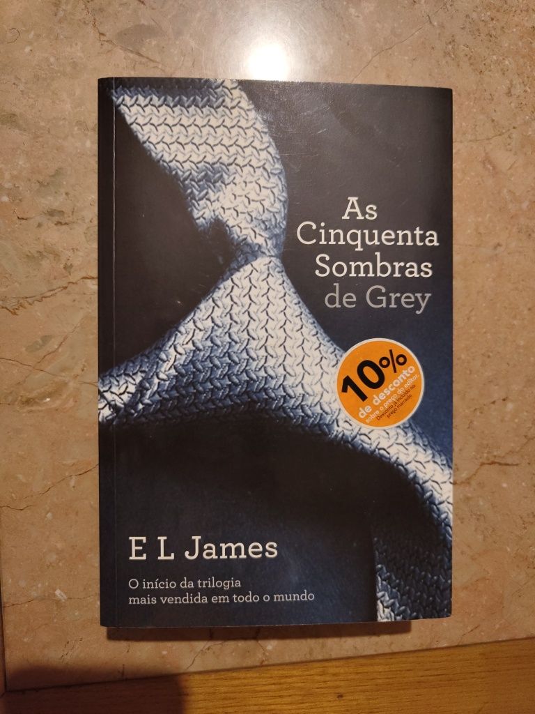 Livro As cinquenta sombras de Grey