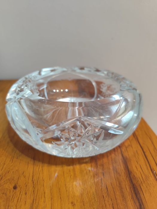 Popielnica kryształowa