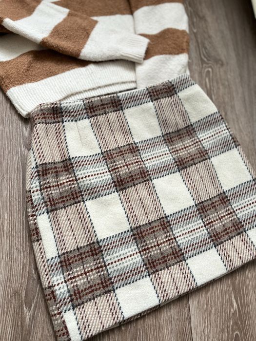 Светр та спідниця набір