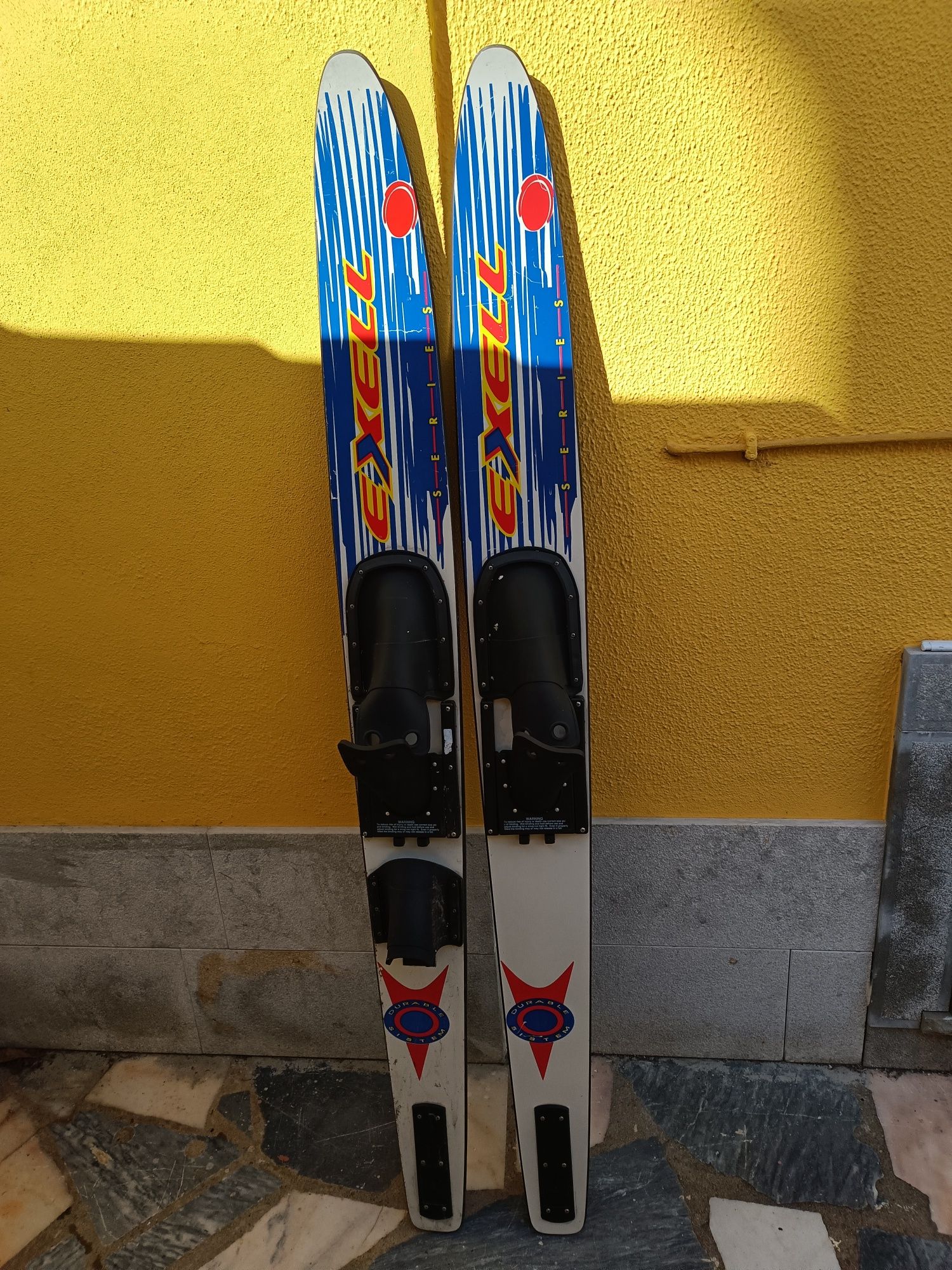 Skis sem uso venda