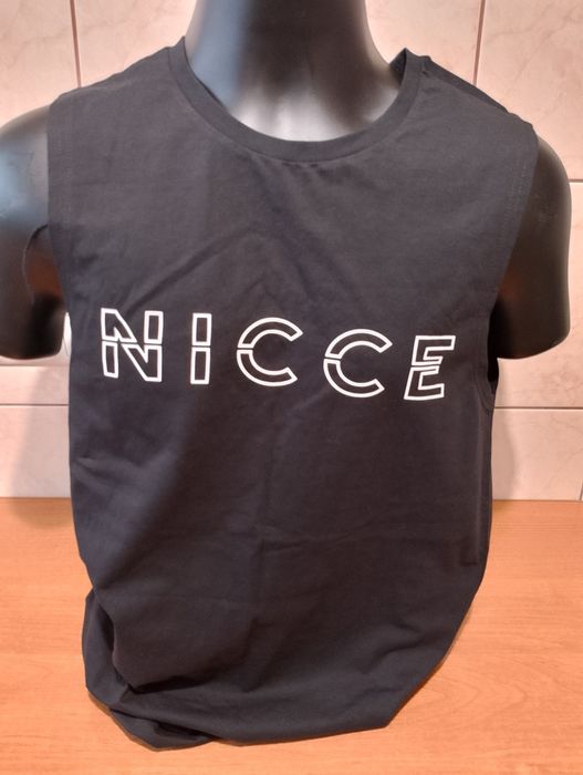 Koszulka męska Nicce bez rękawów rozmiar S długość 75 szerokość 96