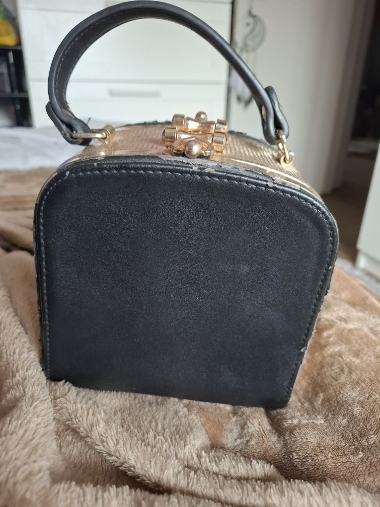 Bolsa Estilo Cofre