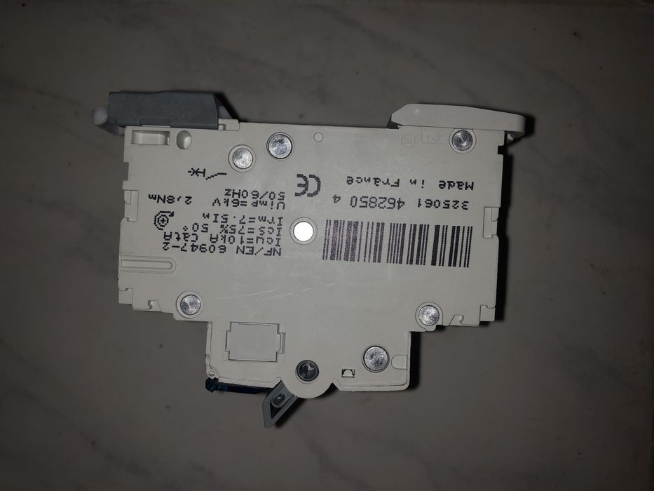 Hager Disjuntor NFN463 C63