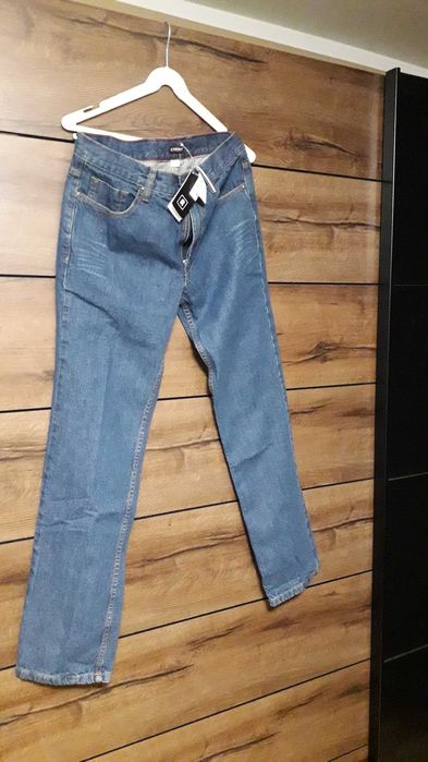 Spodnie męskie dżinsy.