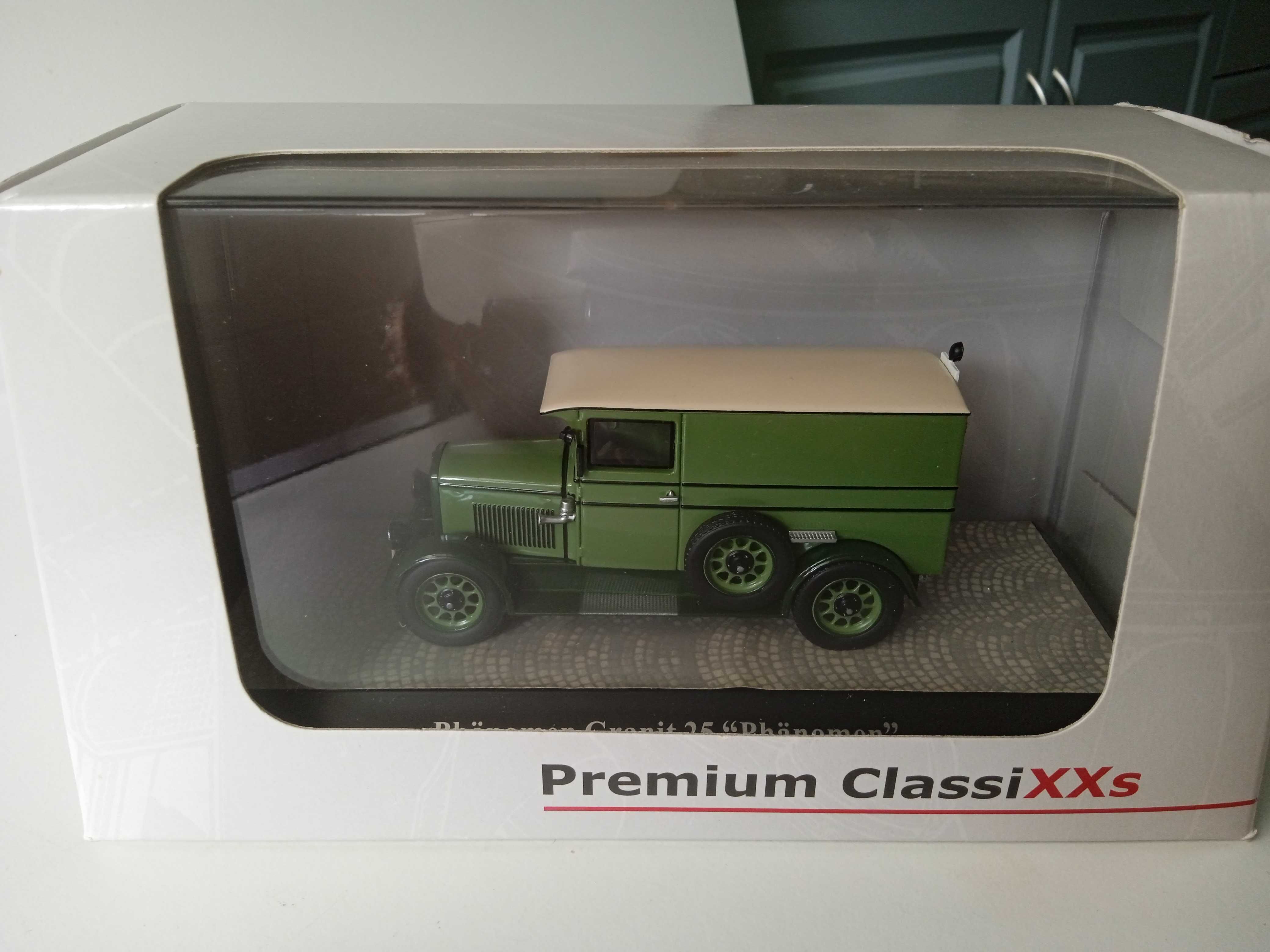 Premium ClassiXXs 1/43  Phänomen Granit 25 "Phänomen"
