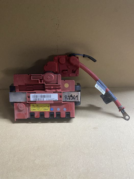 Klema pirotechniczna plusowa skrzynka bmw e87 e81