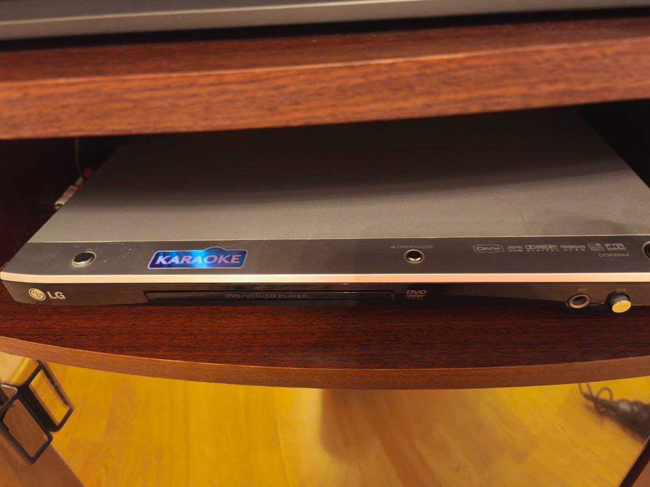 Продам DVD плеер LG в отличном состоянии.