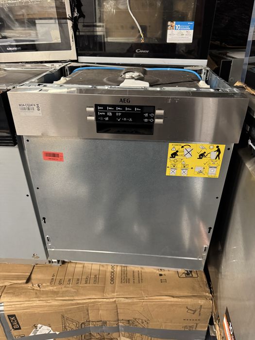 Посудомийна машина AEG