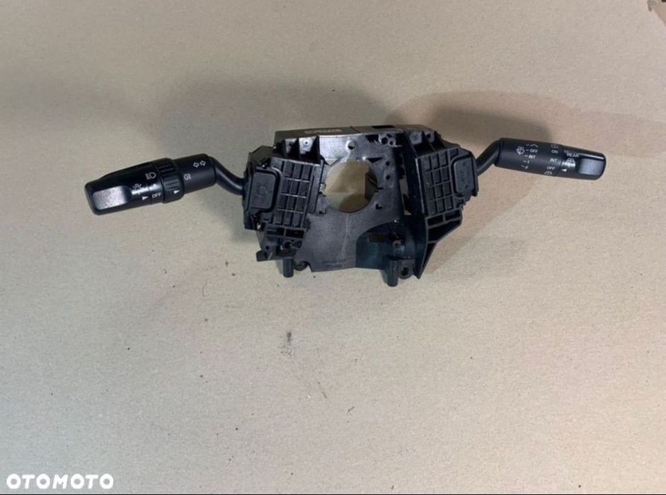 BP4L17D953 Przełącznik zespolony manetka mazda 3 bk