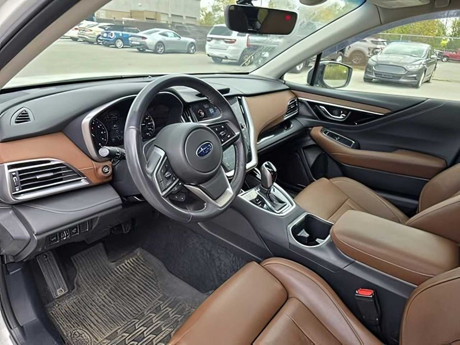 Subaru Outback      2022