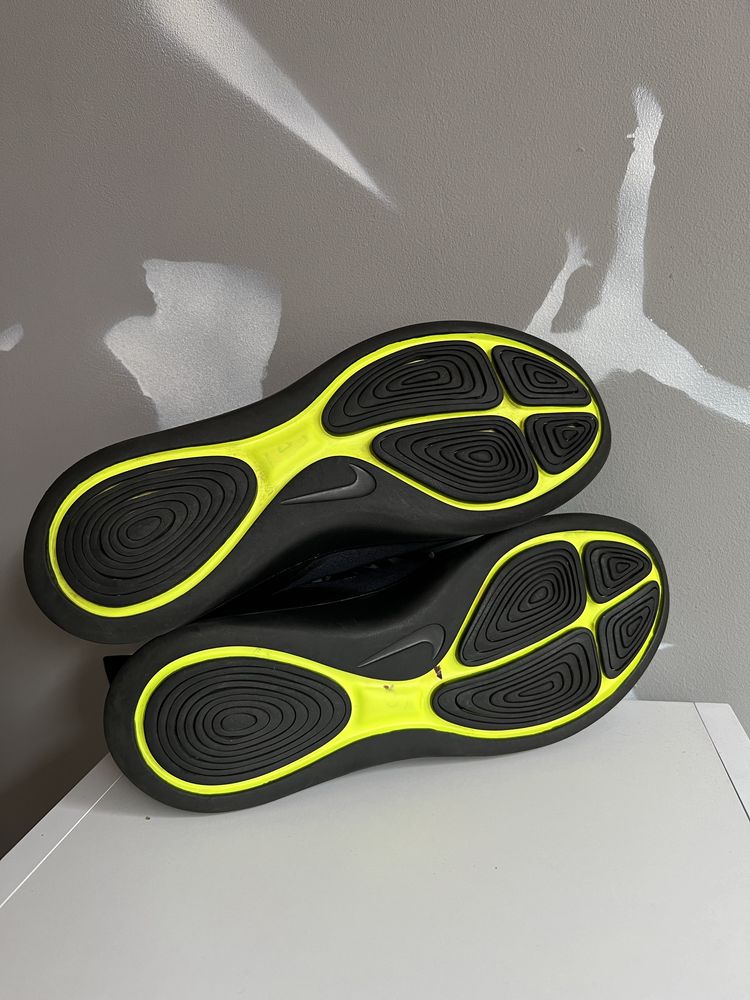 ‼️Оригінал кросівки сітка літні Nike розмір:44-28 см
