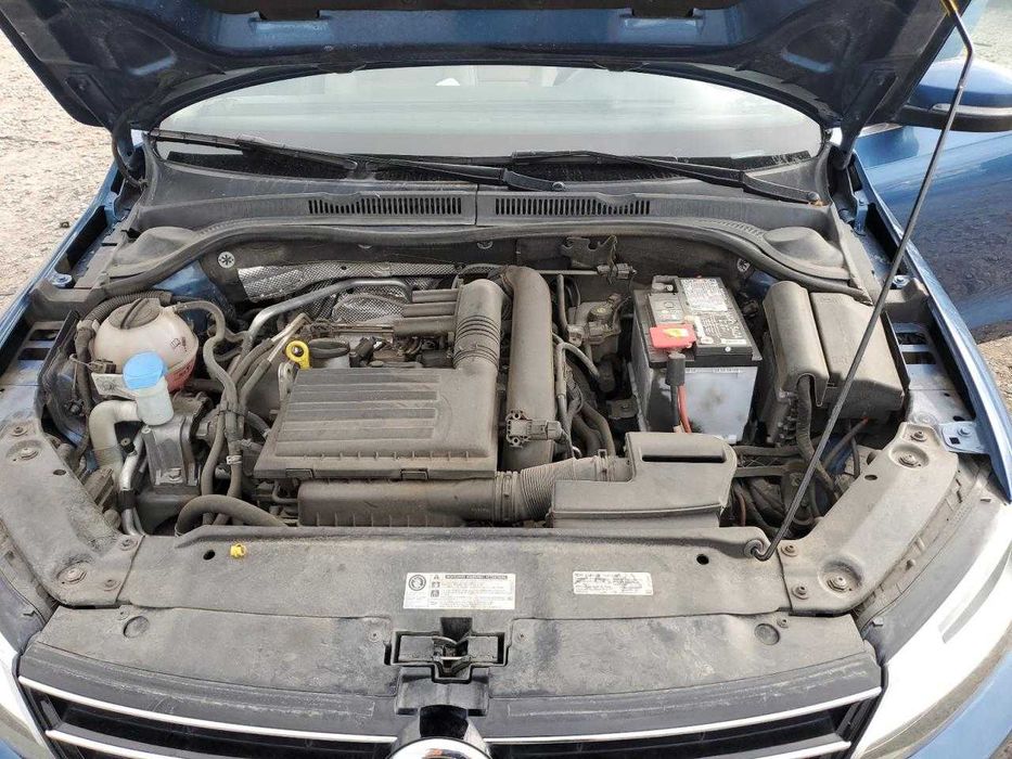 Volkswagen Jetta SE (2014)