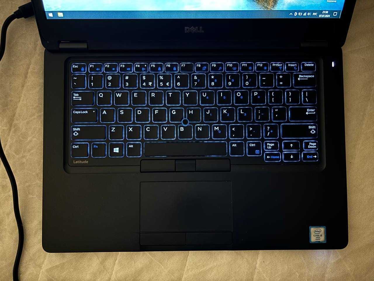 Laptop DELL 5480 Intel® Core™ i5 16GB DDR4 512GB SSD USB-C™ FHD Win10