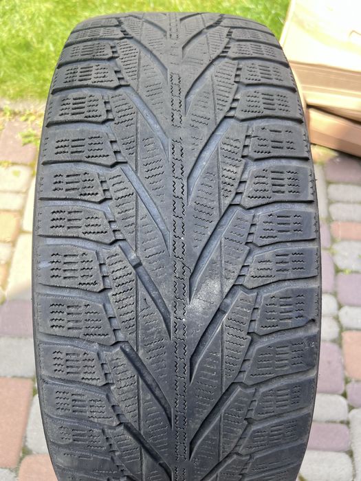 Продам резину 225/60/17 nokian hakkapelite