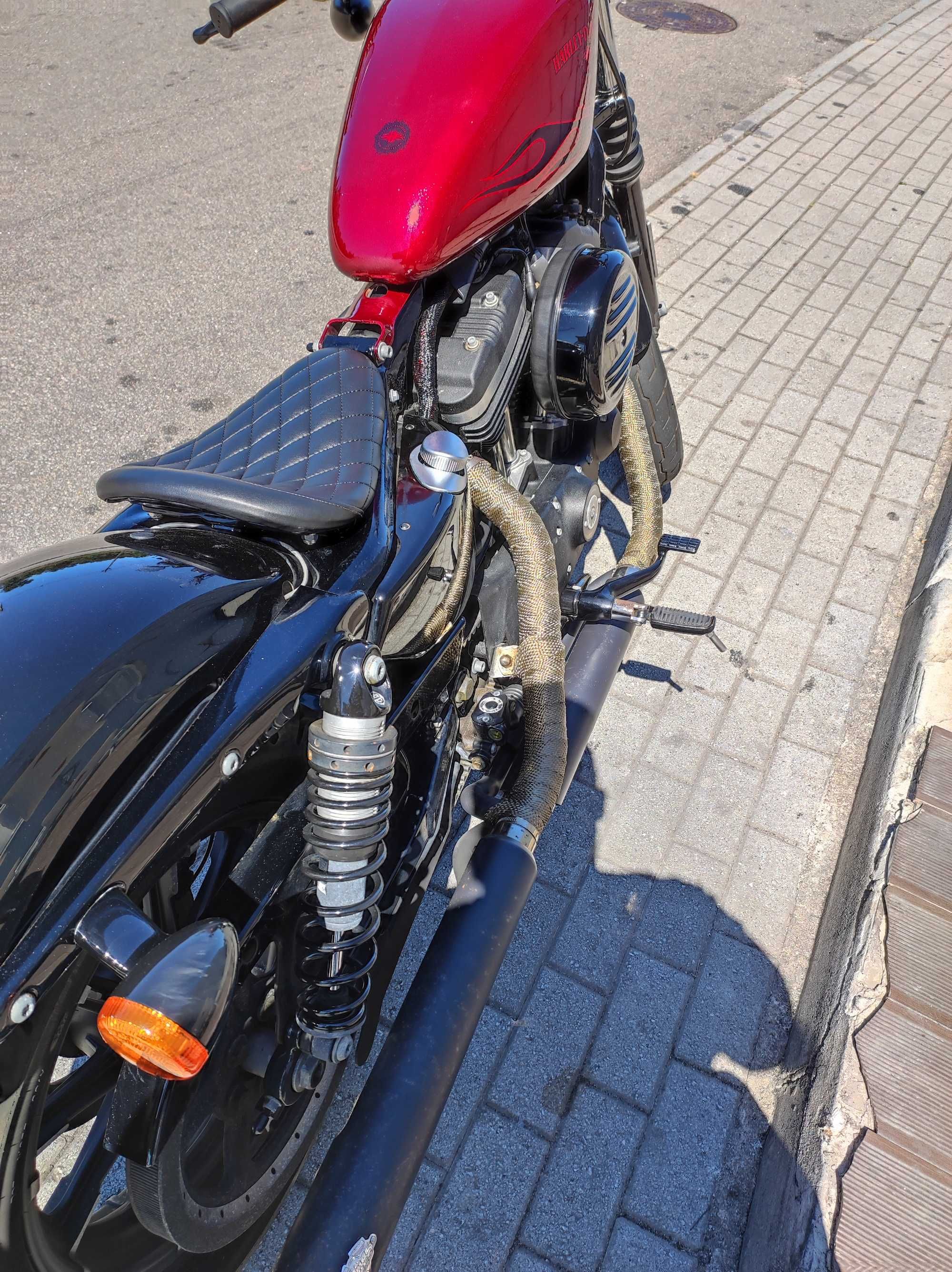 Harley Davidson Iron 883 (XL 883N) de 2017 disponível para venda.