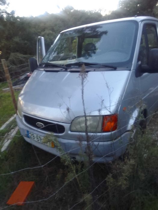 Carrinha. Ford tranzitc