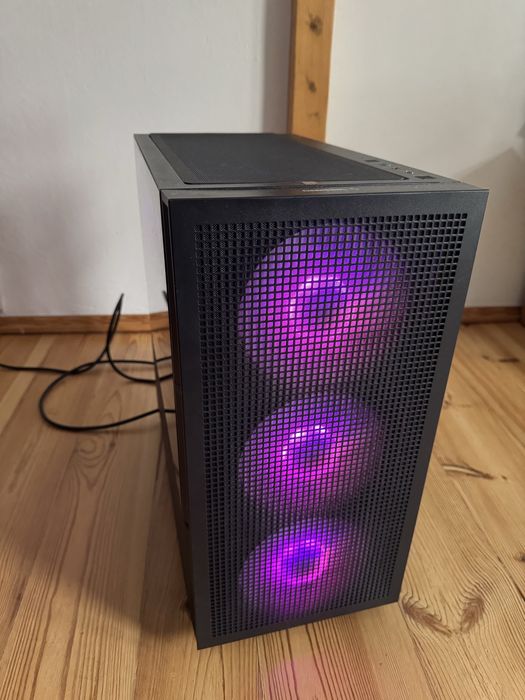 Obudowa Deepcool CH560