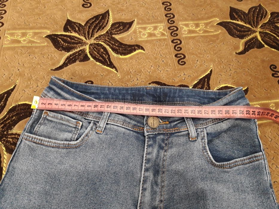 Джинси завужені 27р