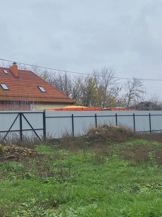 25 соток для будівництва. Вокзал, школа, новий забор