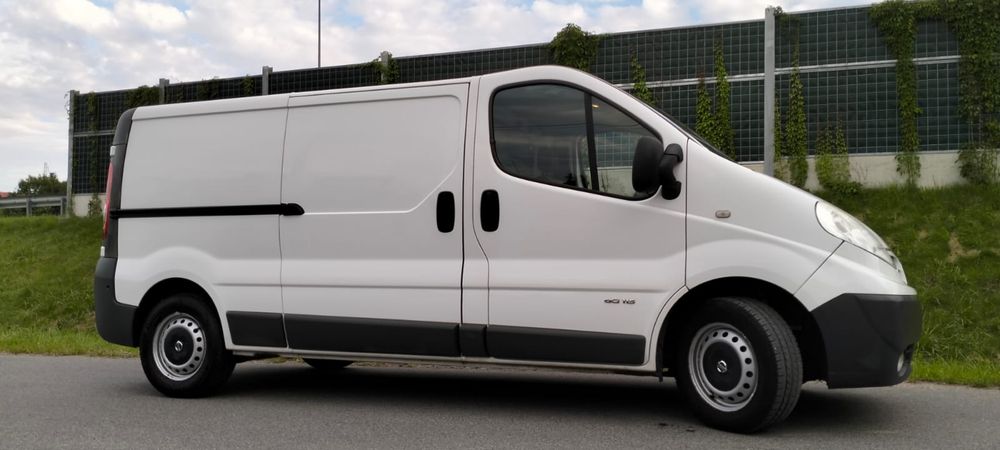 Nissan Primastar 2.0 DCI long l2h1 trafic vivaro