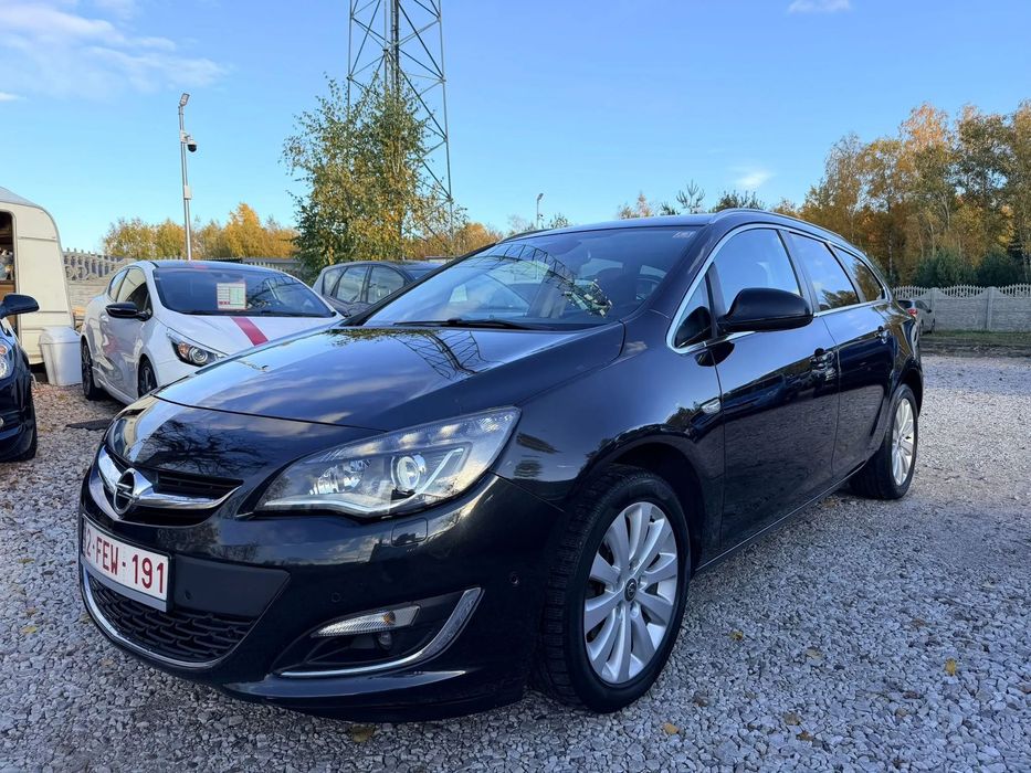 Opel Astra Opel Astra J 2015r Kombi 1.6 CDTi 160058km