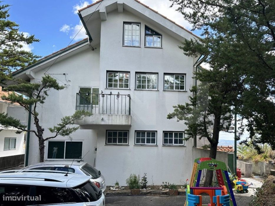 Venda Conjunta: Apartamento T2 com Garagem + Lote de Terreno (3050m...