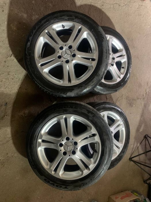 Диски с резиной Mercedes-Benz R17