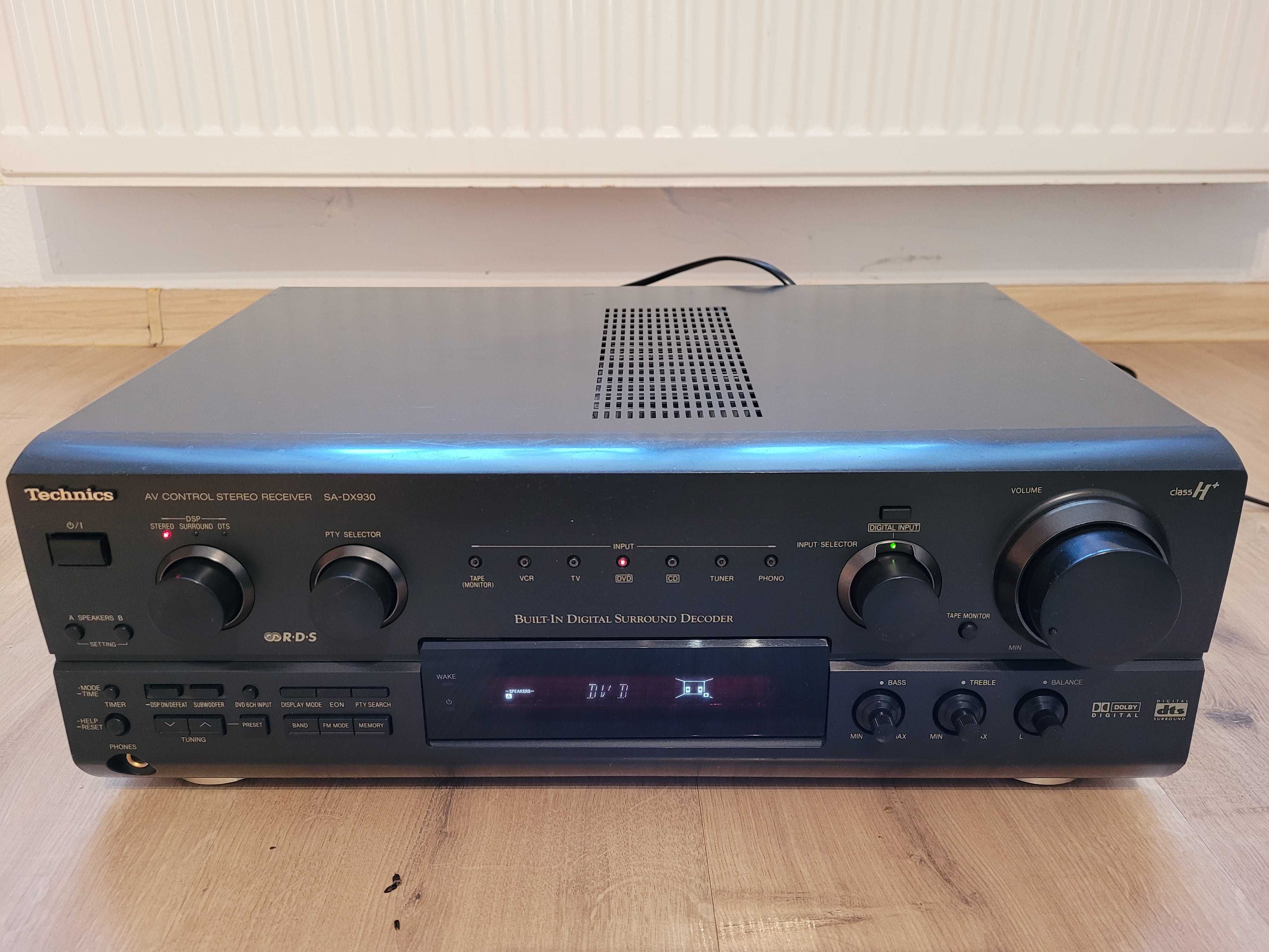 Amplituner Technics SA-DX 930