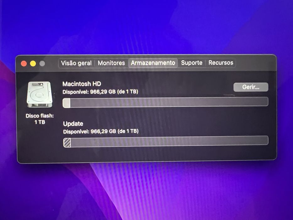 MacBook Pro 15" Touch Bar i9 2.4 GHz 32 GB DDR4 1 TB SSD AMD Radeon Vega 4 GB64563985672579124