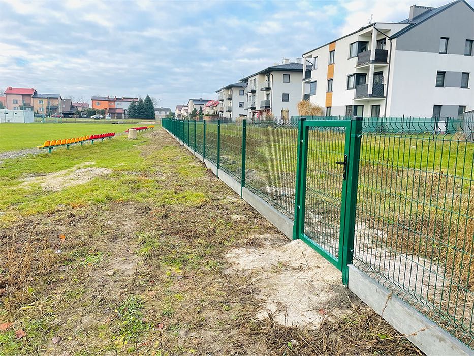 Ogrodzenie panelowe, panel fi 4 1,53 oc + kolor komplet z podmurówką