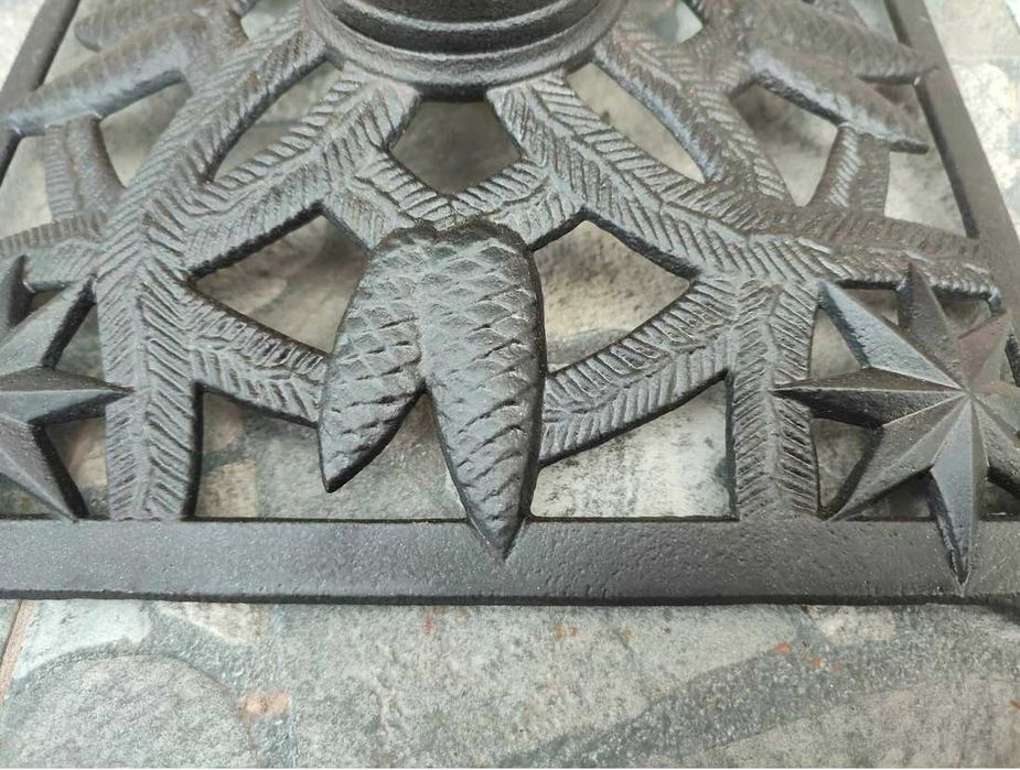 Secesyjny żeliwny stojak pod choinkę,gwiazdki