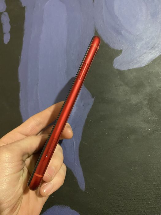 iPhone XR на 64 ГБ