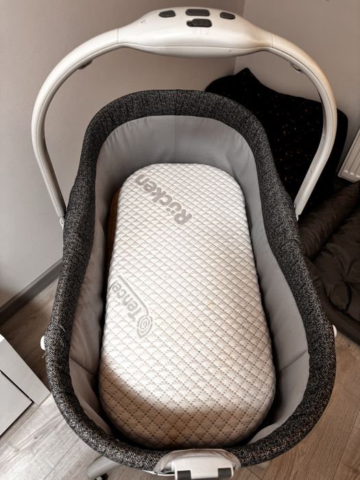 Chicco Baby Hug Łóżeczko dziecięce 4w1