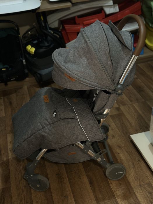 Коляска прогулочная CARRELLO Quatro rio