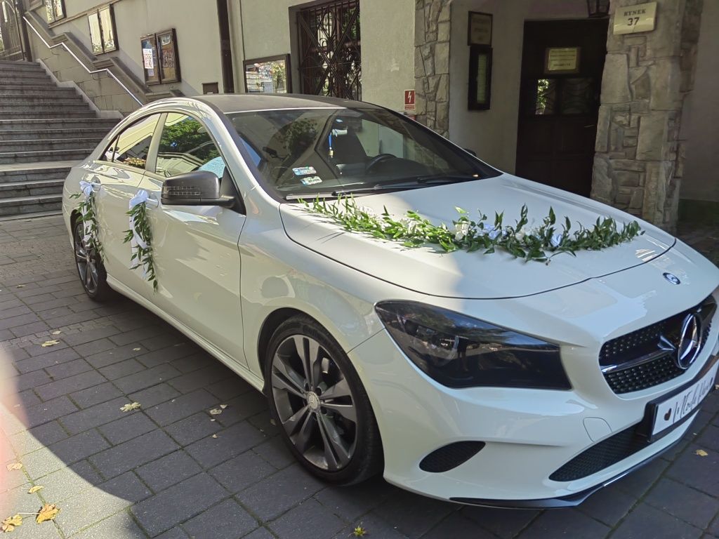 Auto do ślubu samochód na wesele