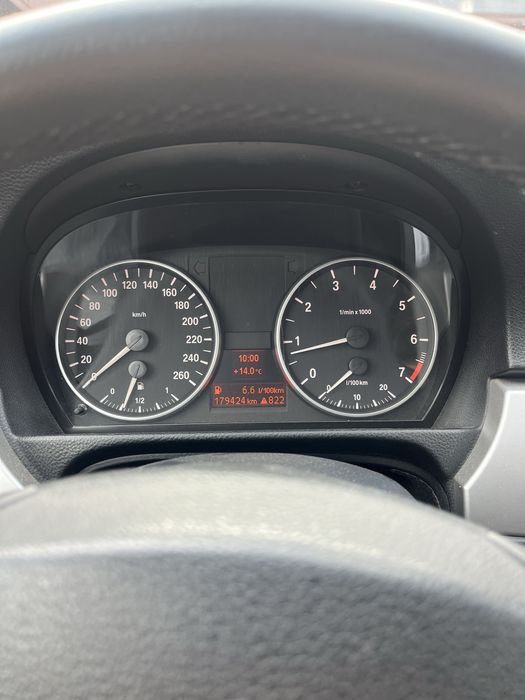 Продам BMW e90 2007 2.0
