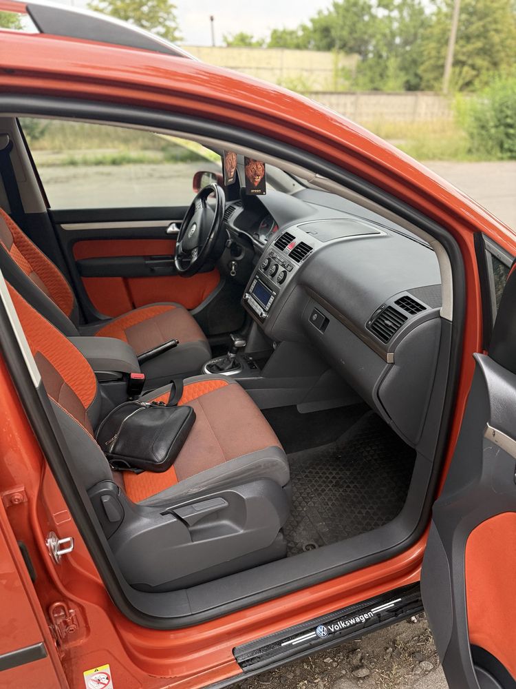 Vw touran 2008 avtomat офіціал!