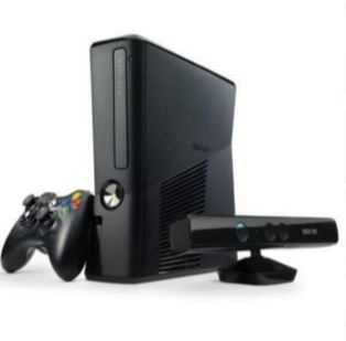 Consola de jogos XBox 360E desbloqueada c/ 3 jogos originais