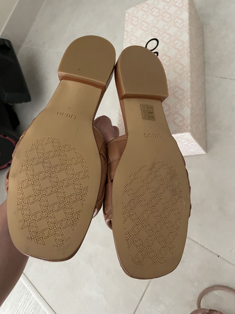 Nowe klapki skóra naturalna Liu Jo 41 26,5 cm