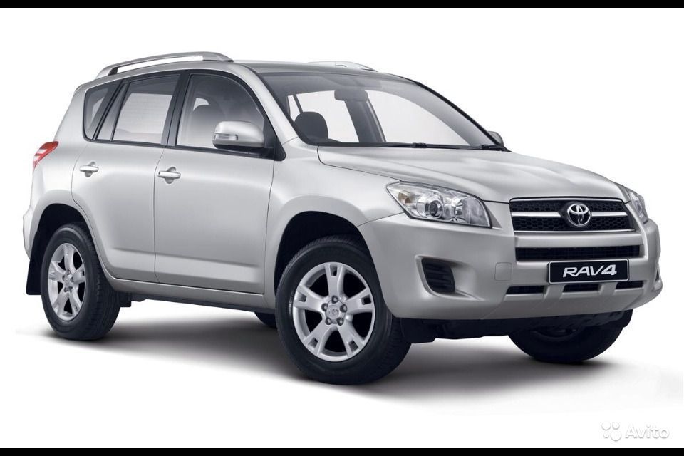 Toyota RAV4 2005-2008 четверть