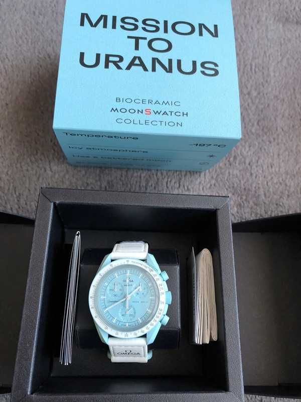 Omega x Swatch SO33L100 Uranus – Mroźny Klimat w Designie