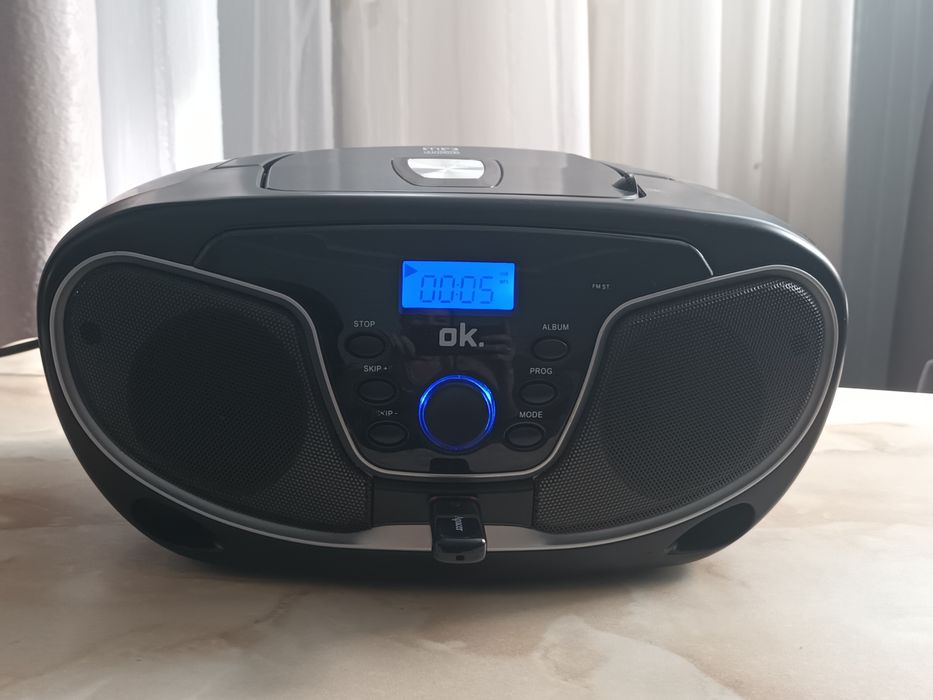 Магнітофон бумбокс USB, CD, FM