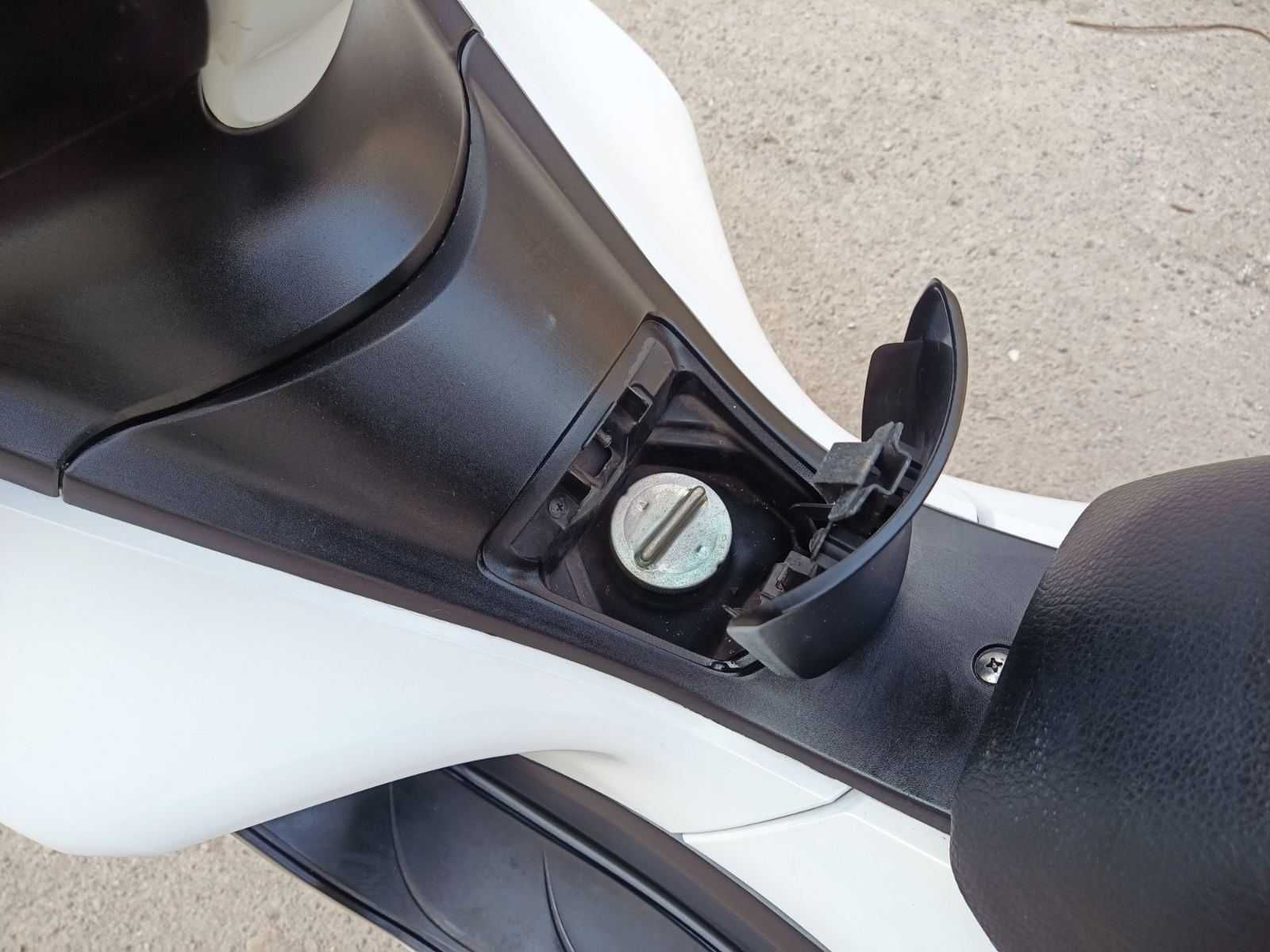 Honda PCX 125 скутер